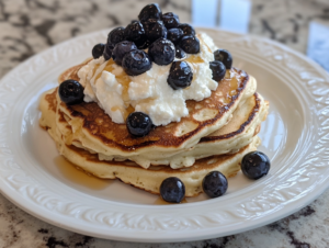Make fluffy, protein-rich cottage cheese pancakes! Easy, delicious, and perfect for breakfast. Try this healthy twist on classic pancakes today!